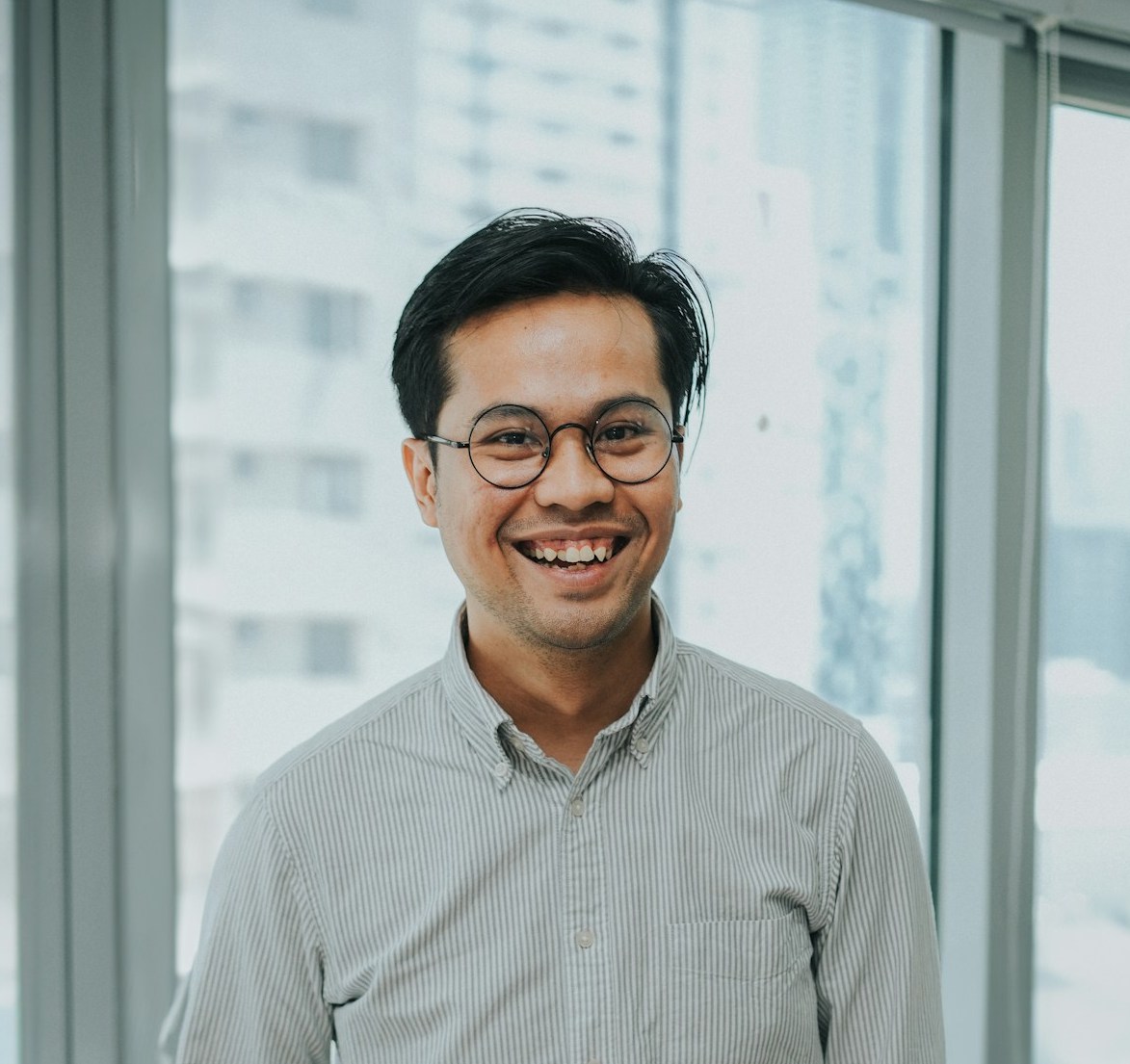 russell-barrientos-EGDTlFaO0mk-unsplash